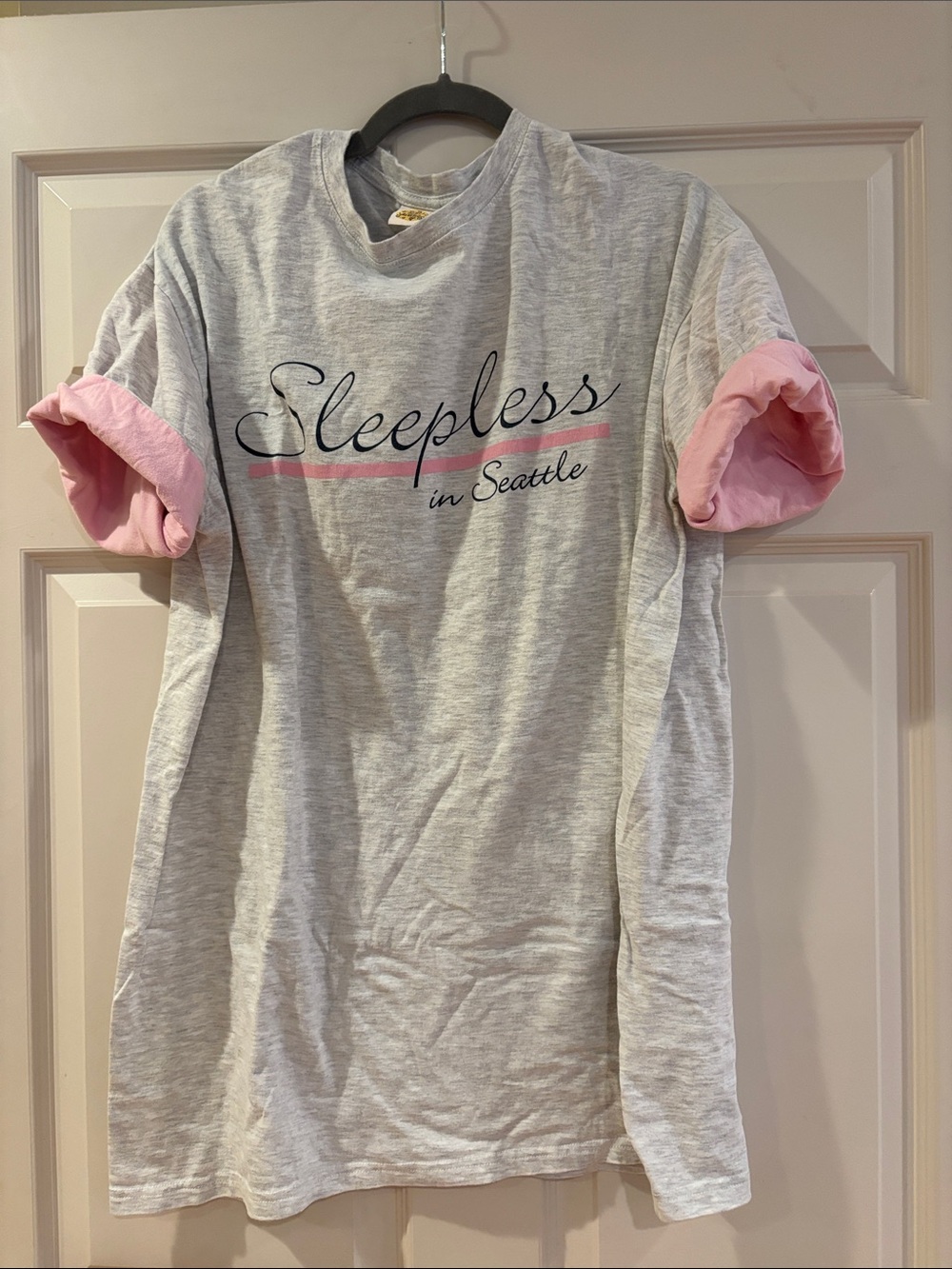 Sleepless in Seattle Women's S/M night gown